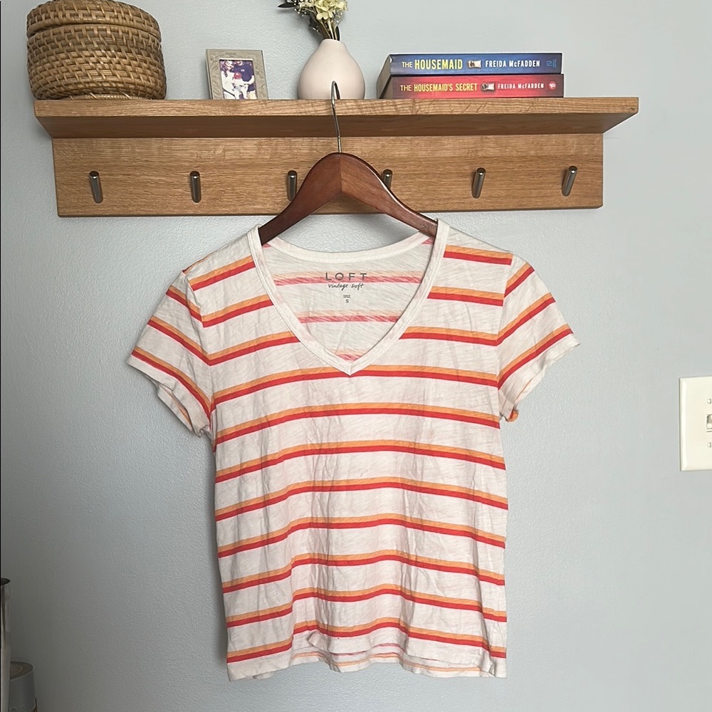 LOFT Women's Casual Striped V-Neck Tee - Red and White